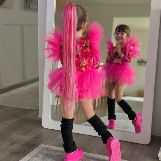 girls-birthday-present-ideas-mermaid-hair-extensions-australia-makeup-glitter-pink-reusable-hair